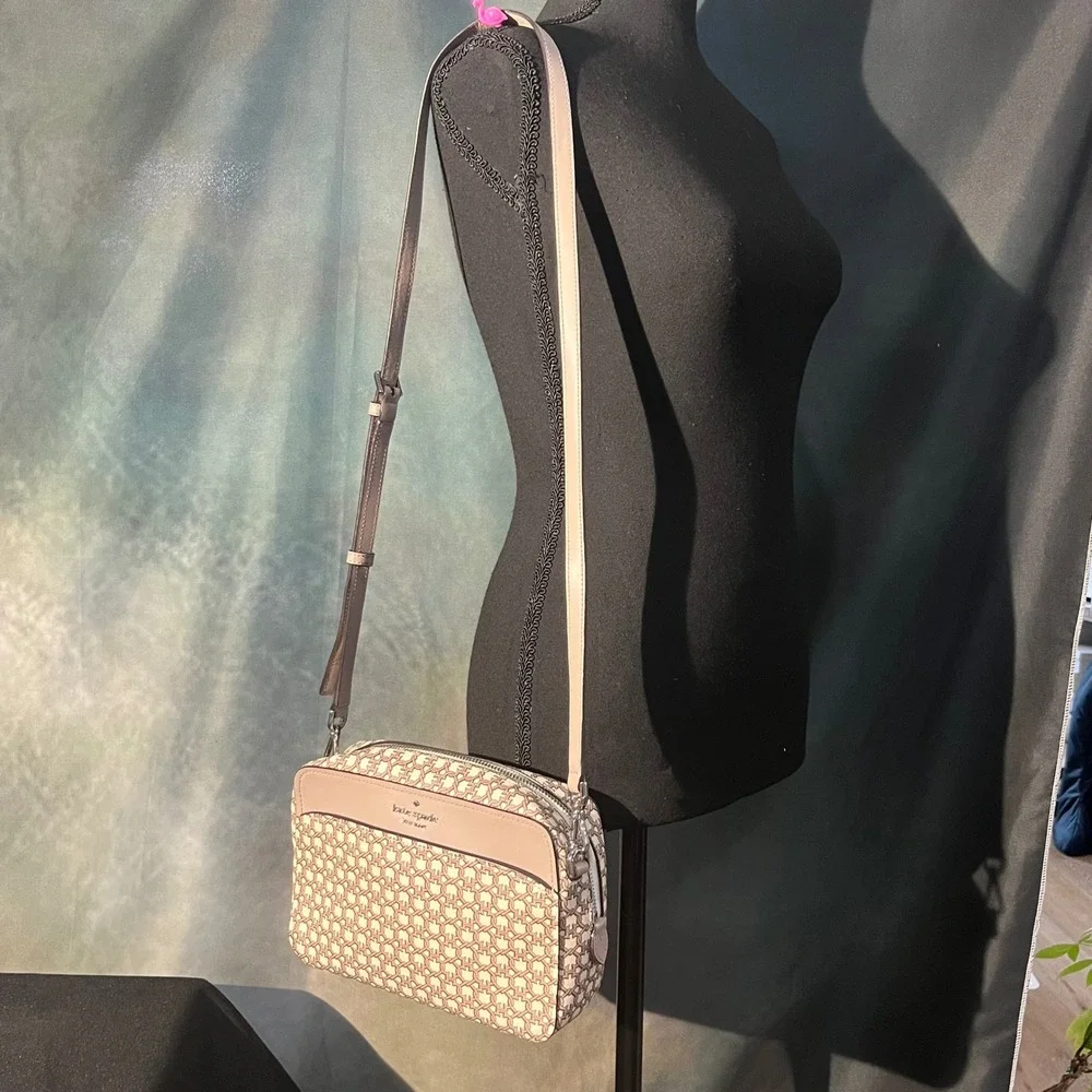 Kate Spade New York Spade Link‎ Camera Bag Crossbody Beige Multi WKR00066